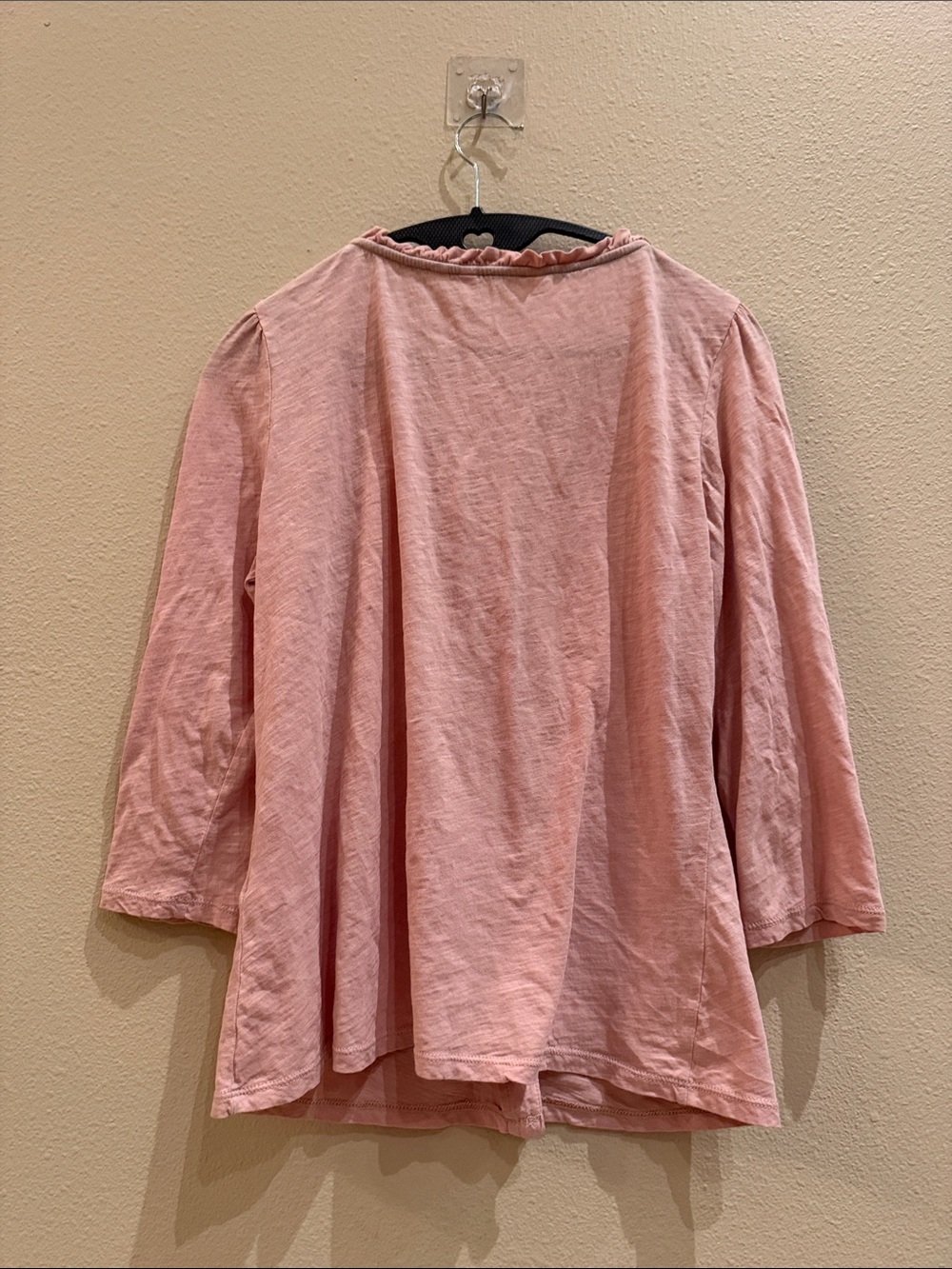 Boden Women's Pink Button-Front Ruffle V-Neck Top - Picture 8 of 9